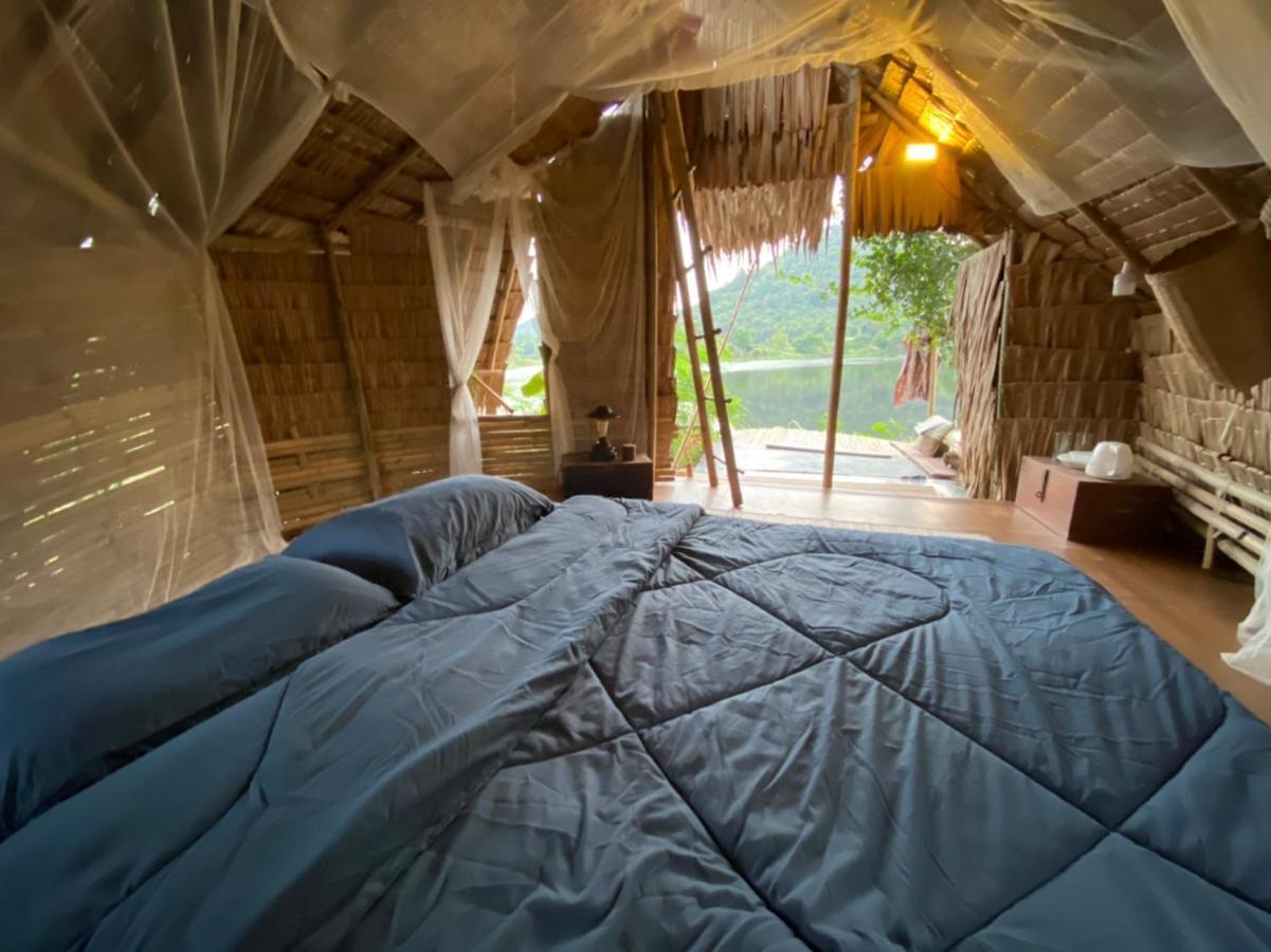 Hotel Royal Mountain Hut à Ratchaburi Extérieur photo